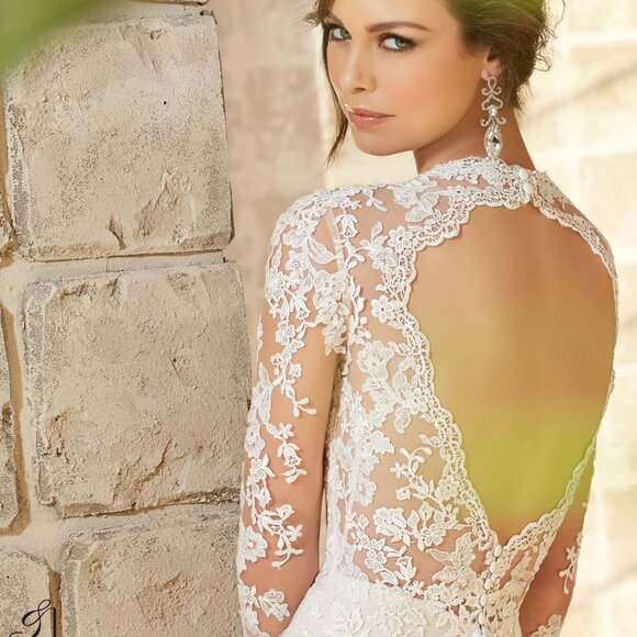 Mori Lee Lace Wedding Dress size 2 - Picture 3 of 4